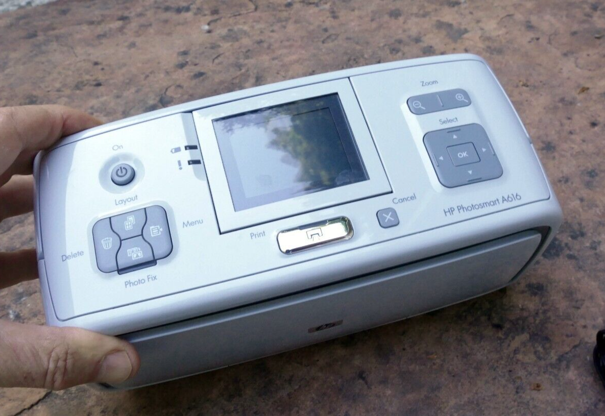 HP Photosmart A616 Digital Photo Inkjet Printer - AS IS - PARTS, missing charger