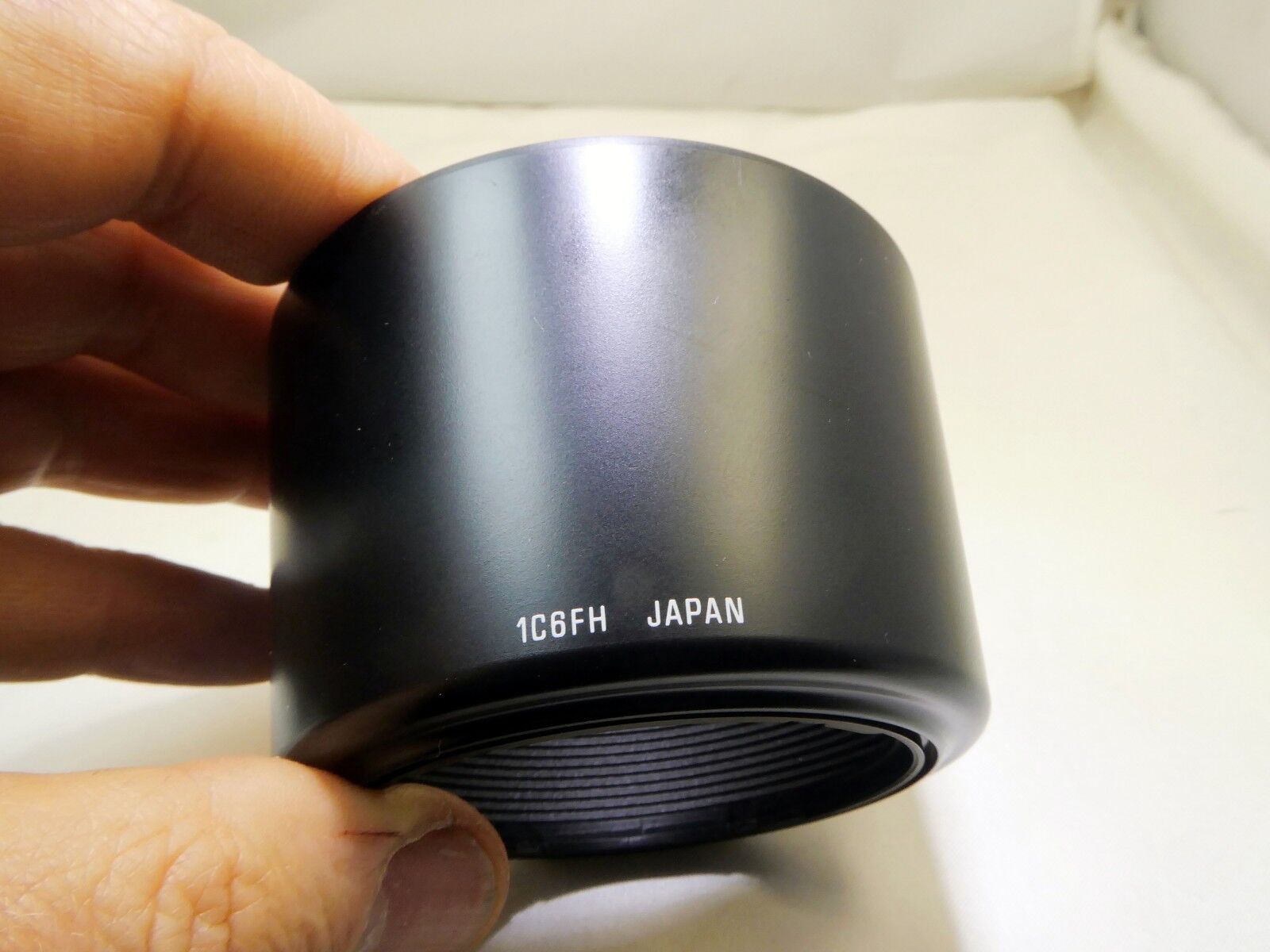 Tamron 1C6FH Camera Lens Hood Shade For AF 80-210mm f4.5-5.6 Genuine OEM