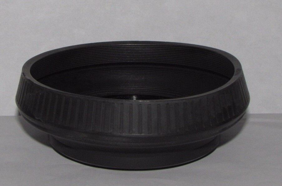 Used 67mm Rubber Lens Hood (rubber is damaged)