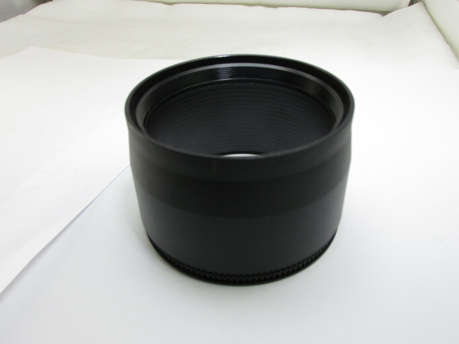 Lens Hood Shade adapter unknown brand Threaded rear 67mm ID  front 72mm ID