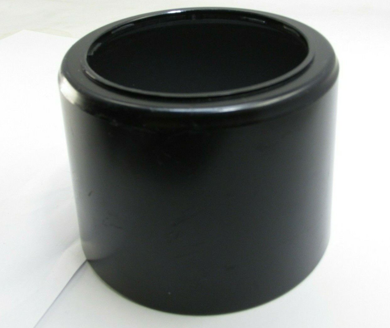 Plastic Lens Hood unknown brand 63mm ID  twist on type
