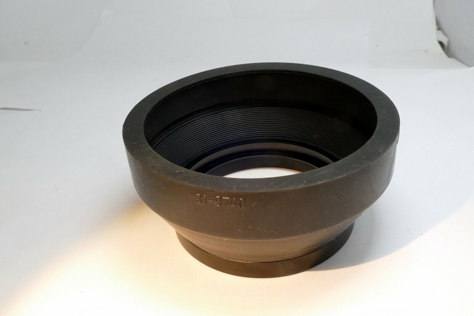 Vivitar 67mm RUBBER HOOD SHADE screw in 31-9740 for series 1 70-210mm f3.5 OEM