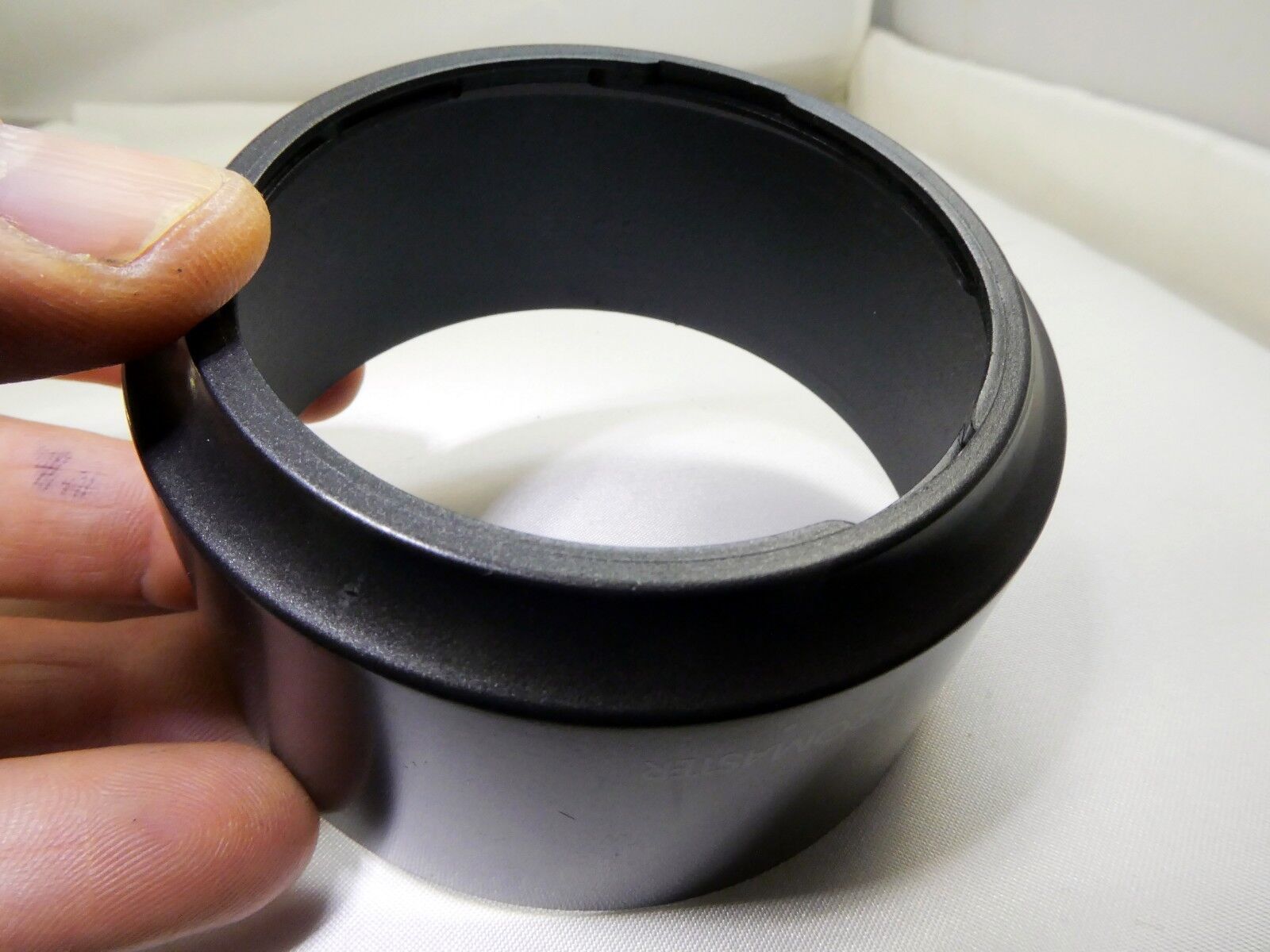 Promaster 60.5mm  Lens Hood Plastic  twist on type