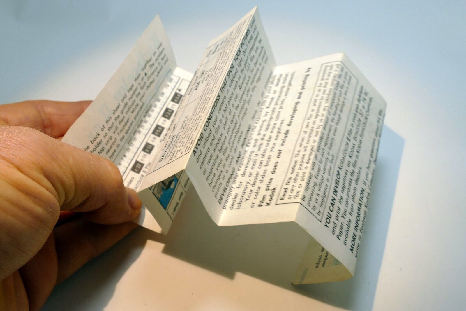 Kodak II 35mm Film ASA 100 Daylight Instruction guide manual EN 1970's