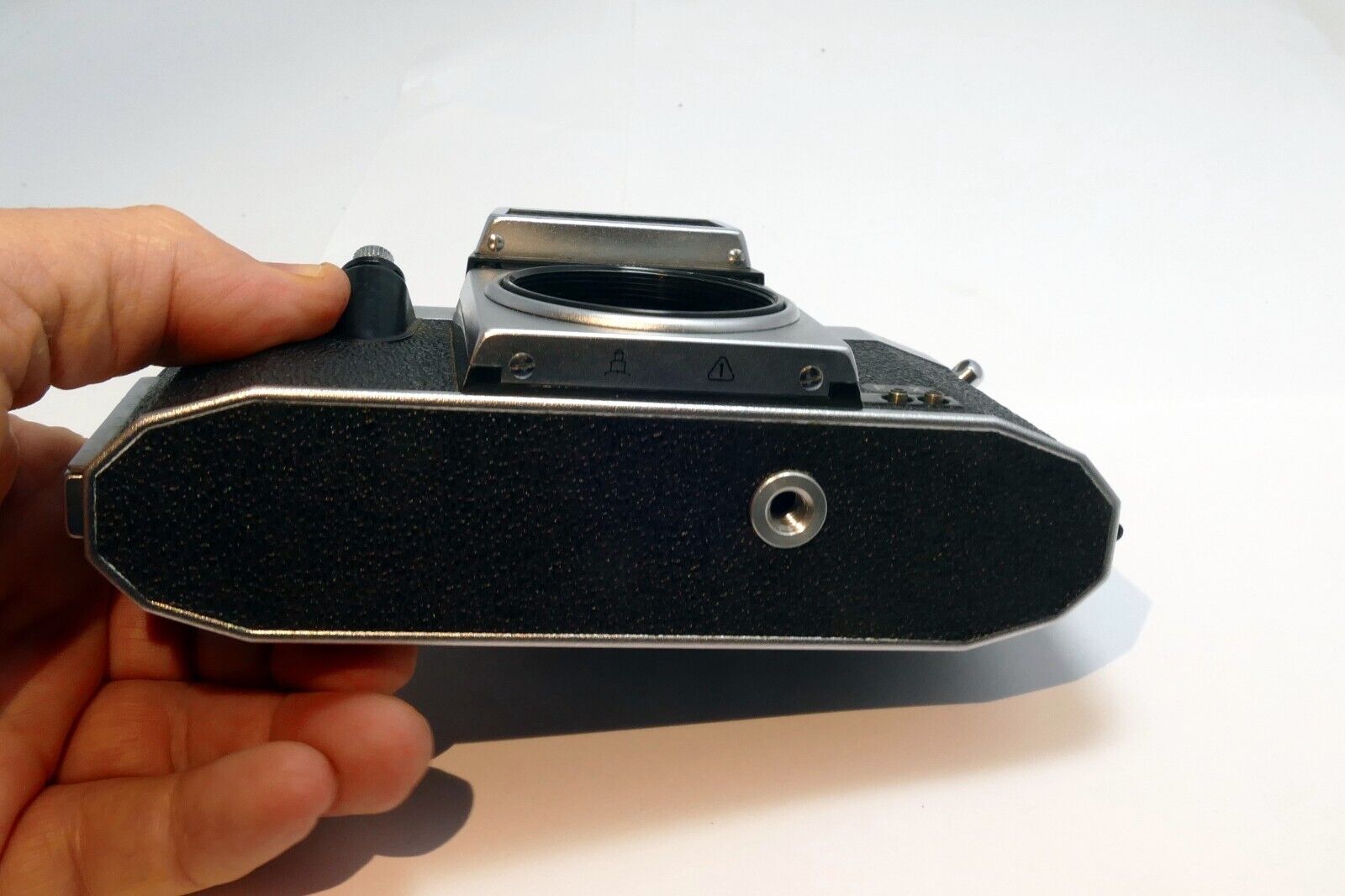 PRAKTICA PL Nova I B camera body only M42
