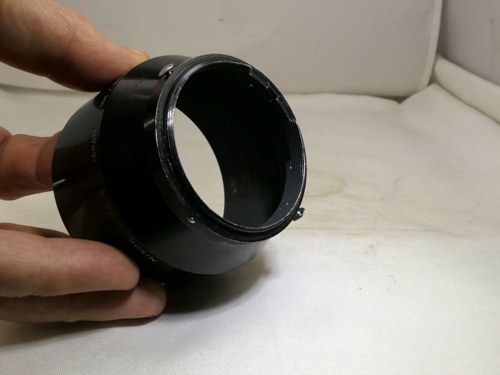 Nikon HS-4 Hood Shade Metal clip on for 135mm f3.5 85mm f2.0 Ai Ai-s Nikkor OEM