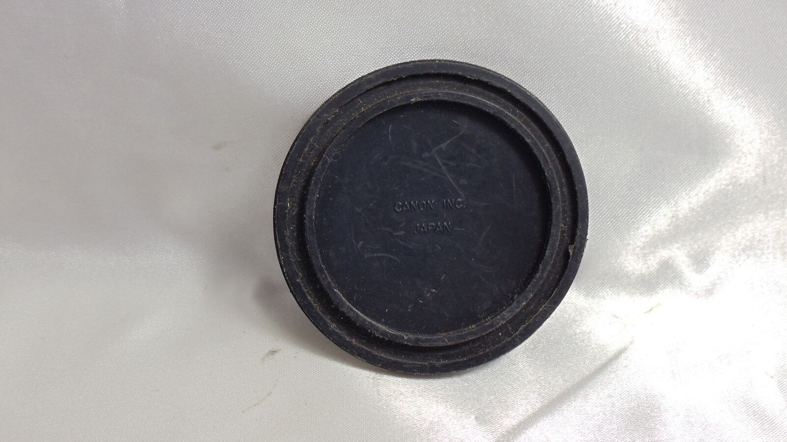 Canon F-1 FD Camera Body Cap - Japan 2117012