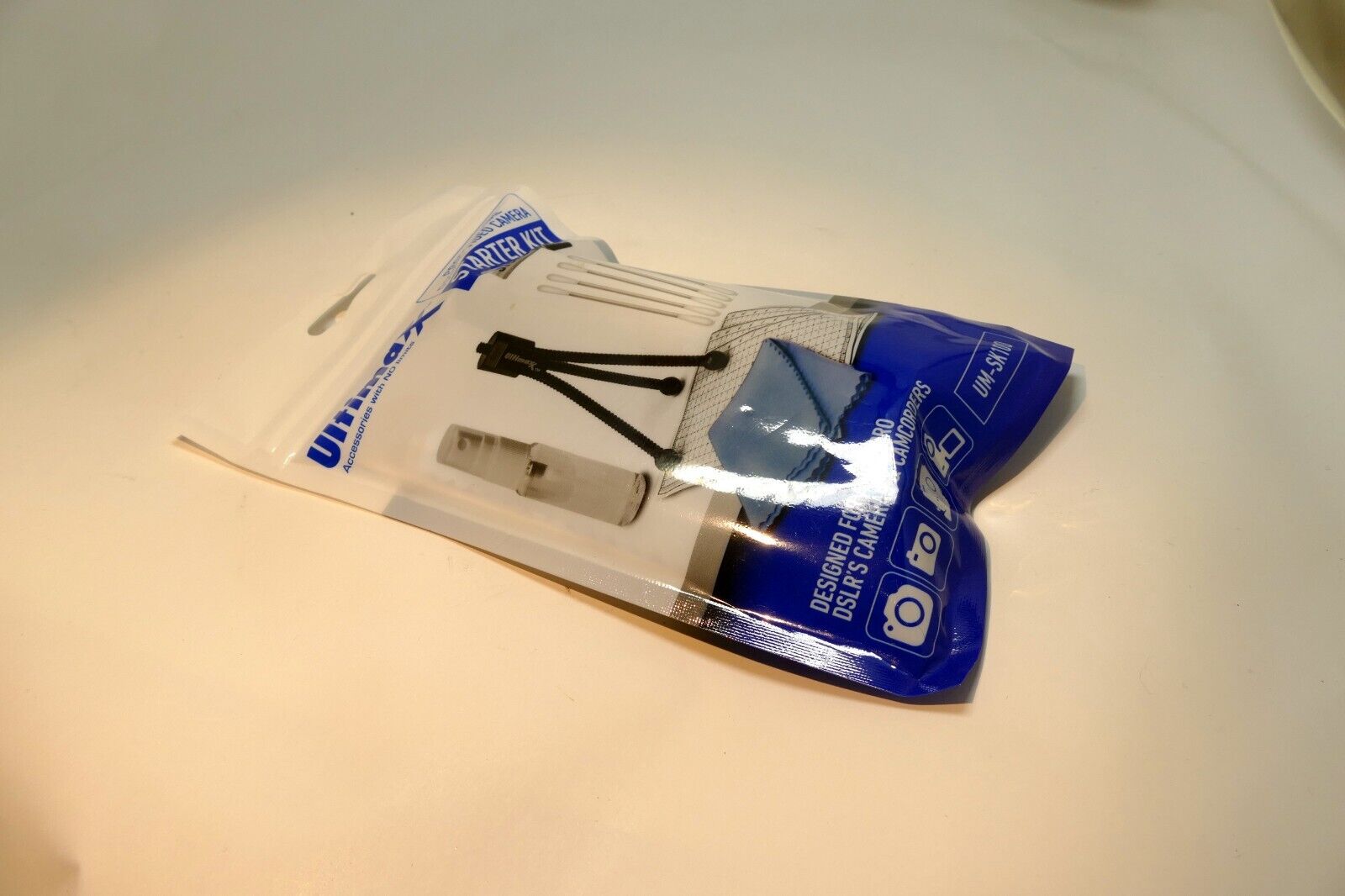 Ultimaxx Table Tripod 4" tall camera starter kit cleaning tissue  UM-SK100
