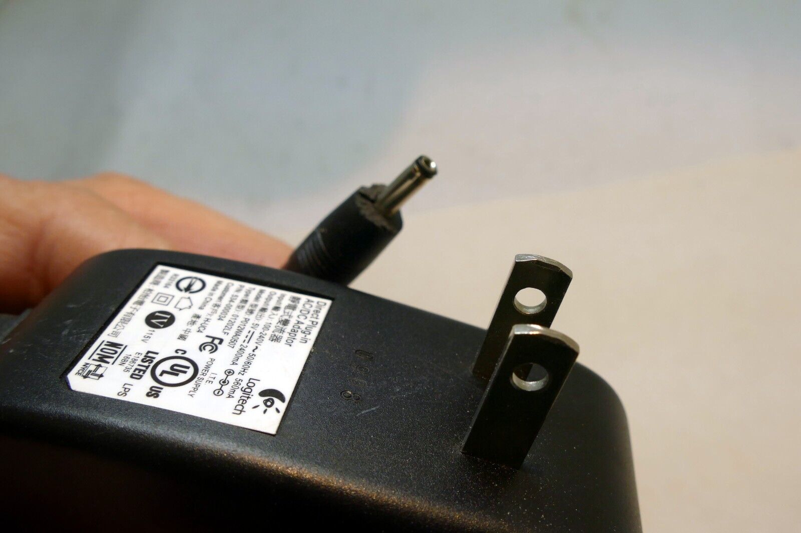 .Logitech P012WA0507 AC/DC Adapter 5V 2400mA