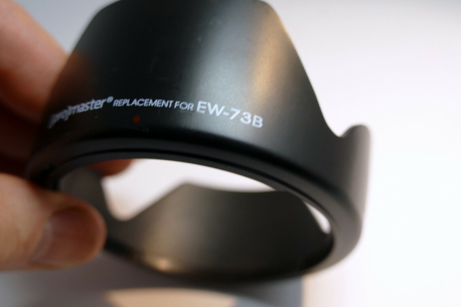 Replacement EW-73B Lens Hood Shade for Canon 17-85mm f/-5.6 IS EF-S 18-135mm IS