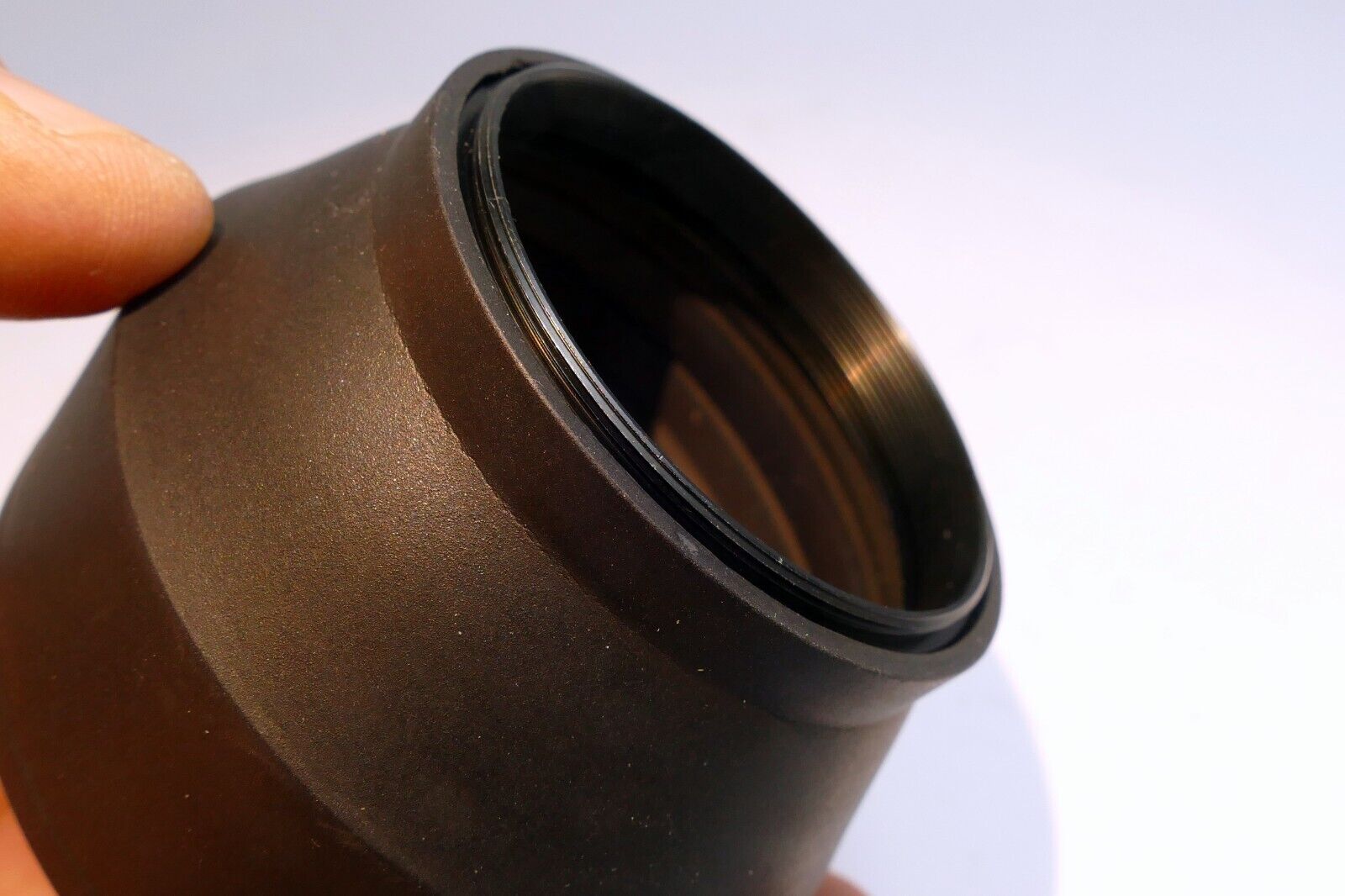 52mm Lens Hood Shade rubber threaded screw in for 50mm 135mm normal telephoto
