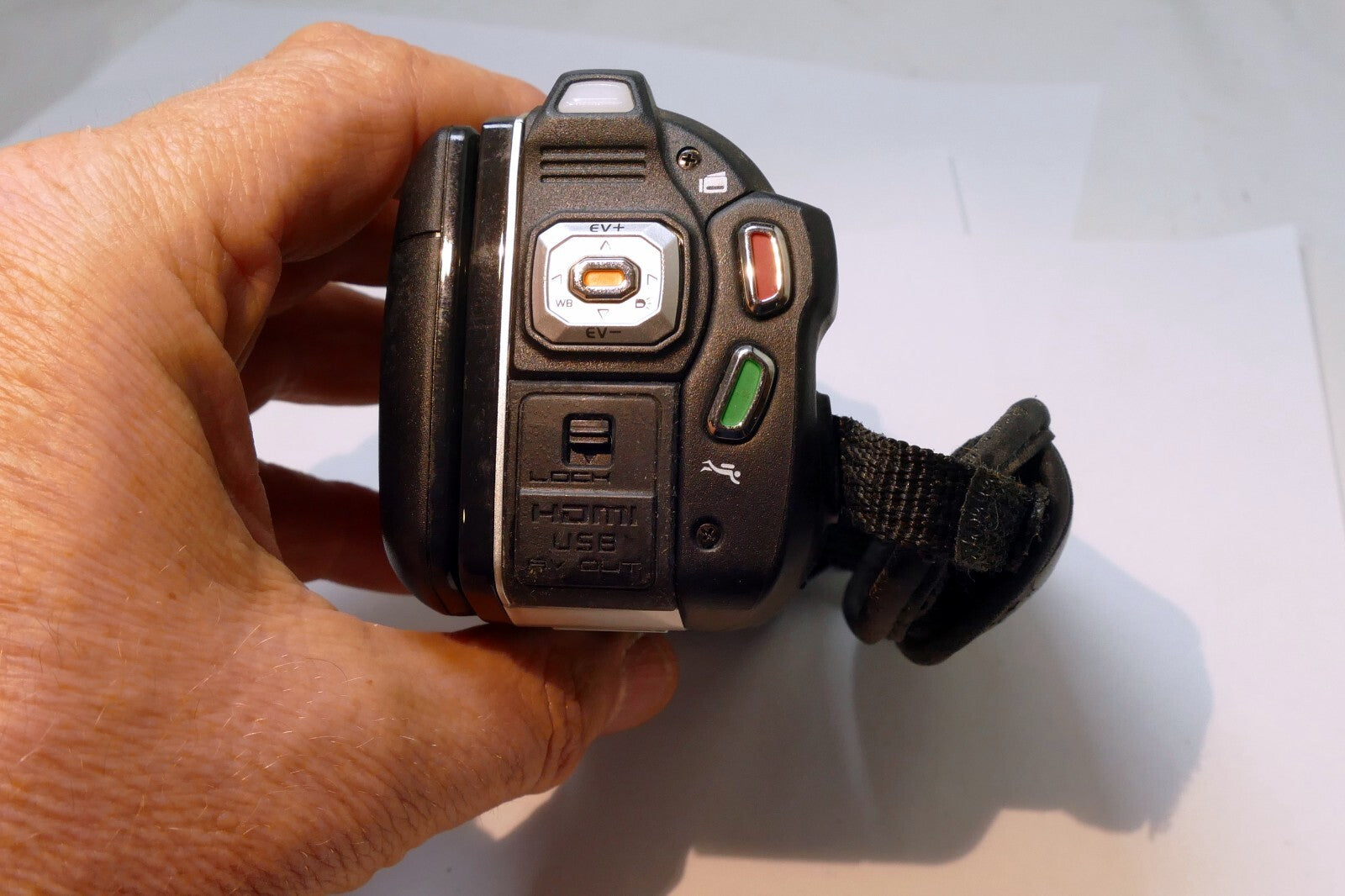 DXG  1080P  DXG - 5B1V  HD Camcorder Gray No battery, charger - Untested, AS IS