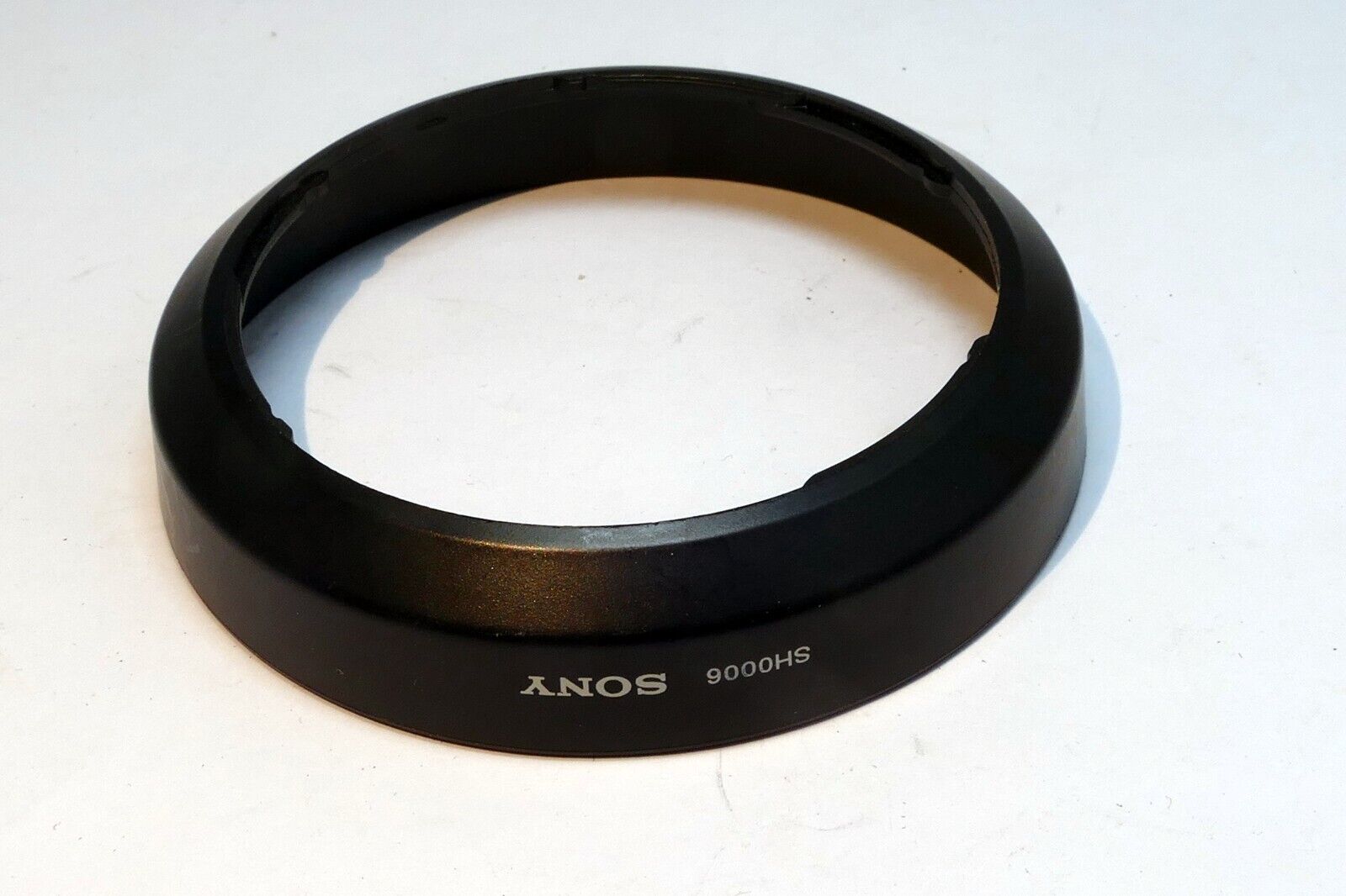 SONY SH0006 Bayonet Lens Hood Shade for 18-70mm DT  Lens Genuine OEM