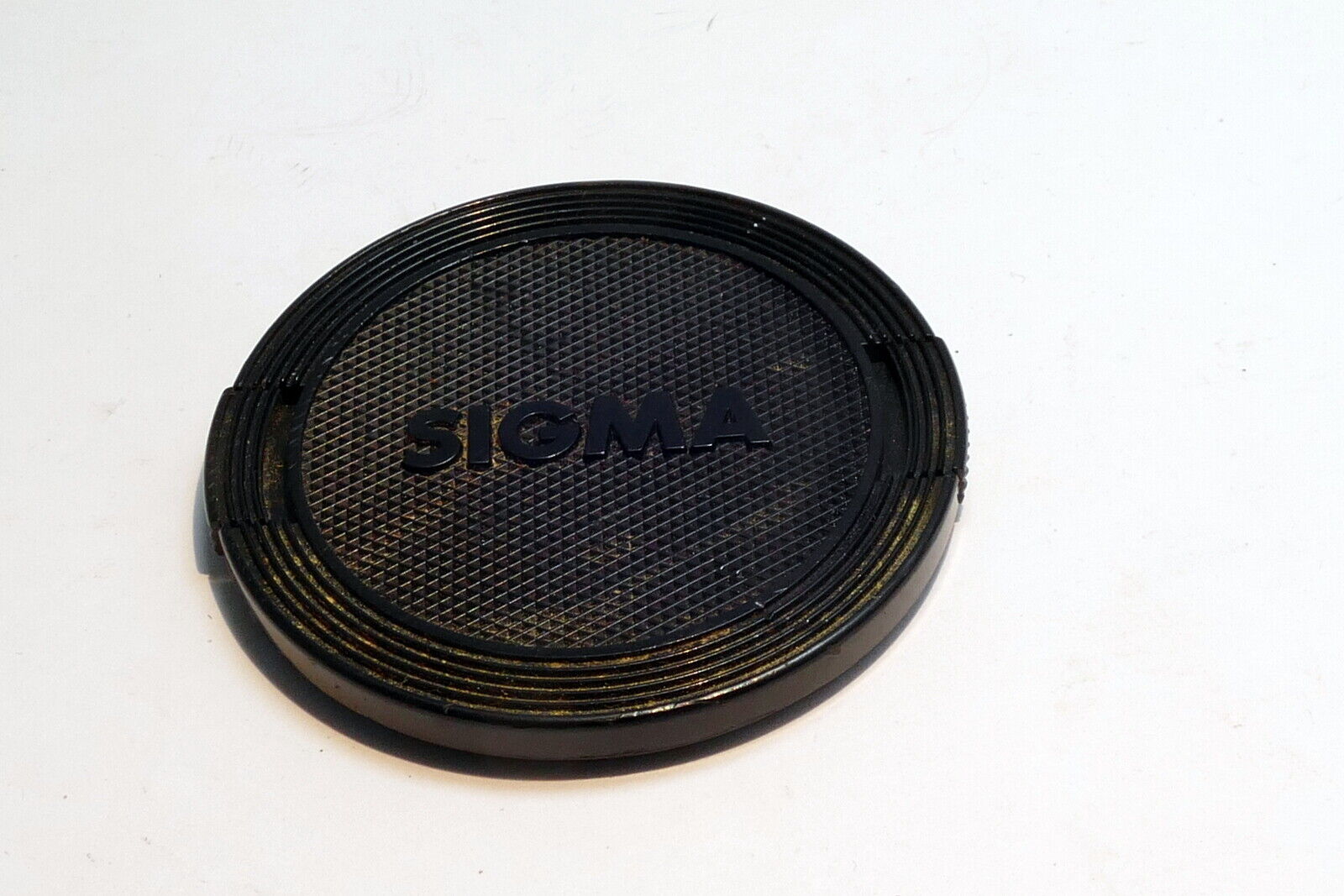 Sigma 55mm Front Lens Cap Made in Japan   snap on type black