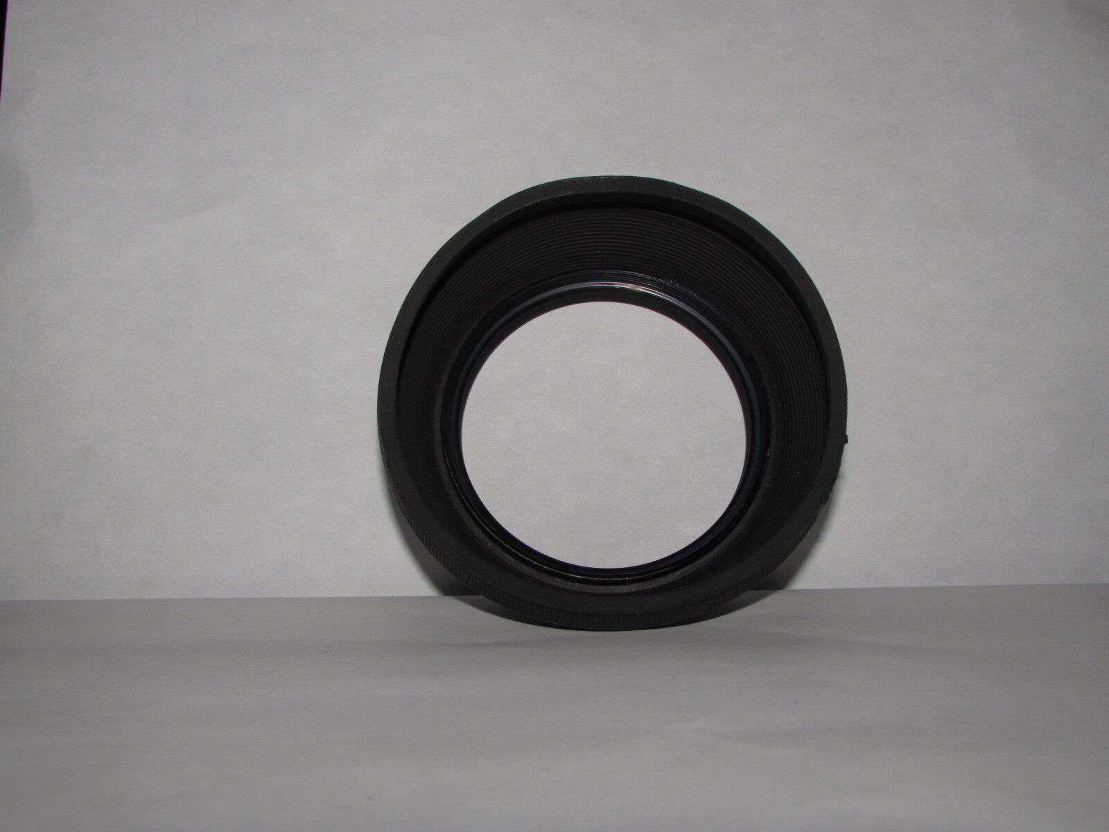 Used 67mm Rubber Lens Hood Shade Collapsible  B20221/22
