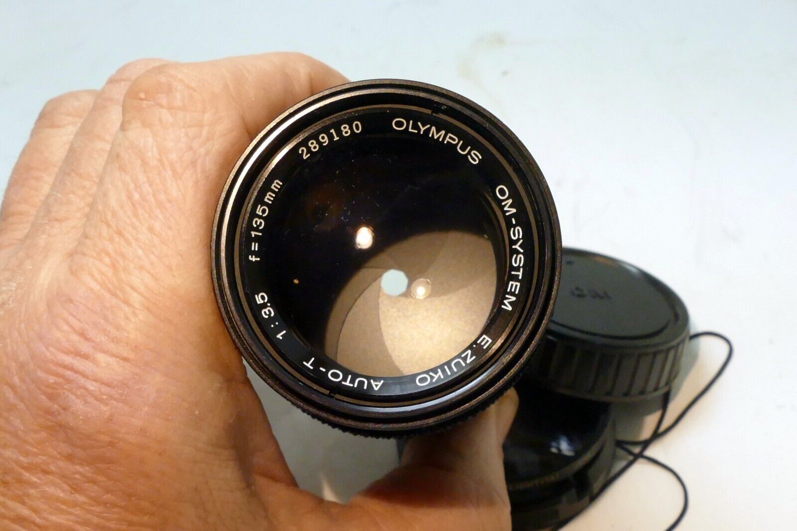 Olympus 135mm f3.5 OM Manual Focus OM-Mount Prime Lens telephoto