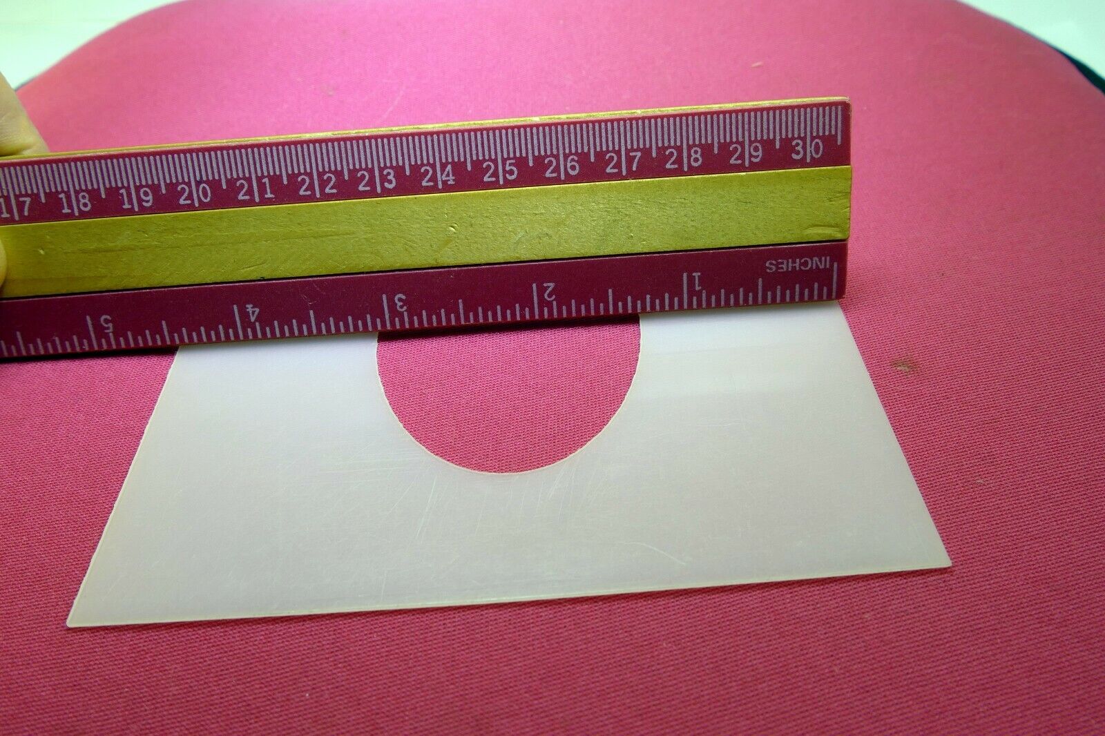 Lindahl 4.5" large 3" Oval smooth edge High key Portrait Vignette Mask