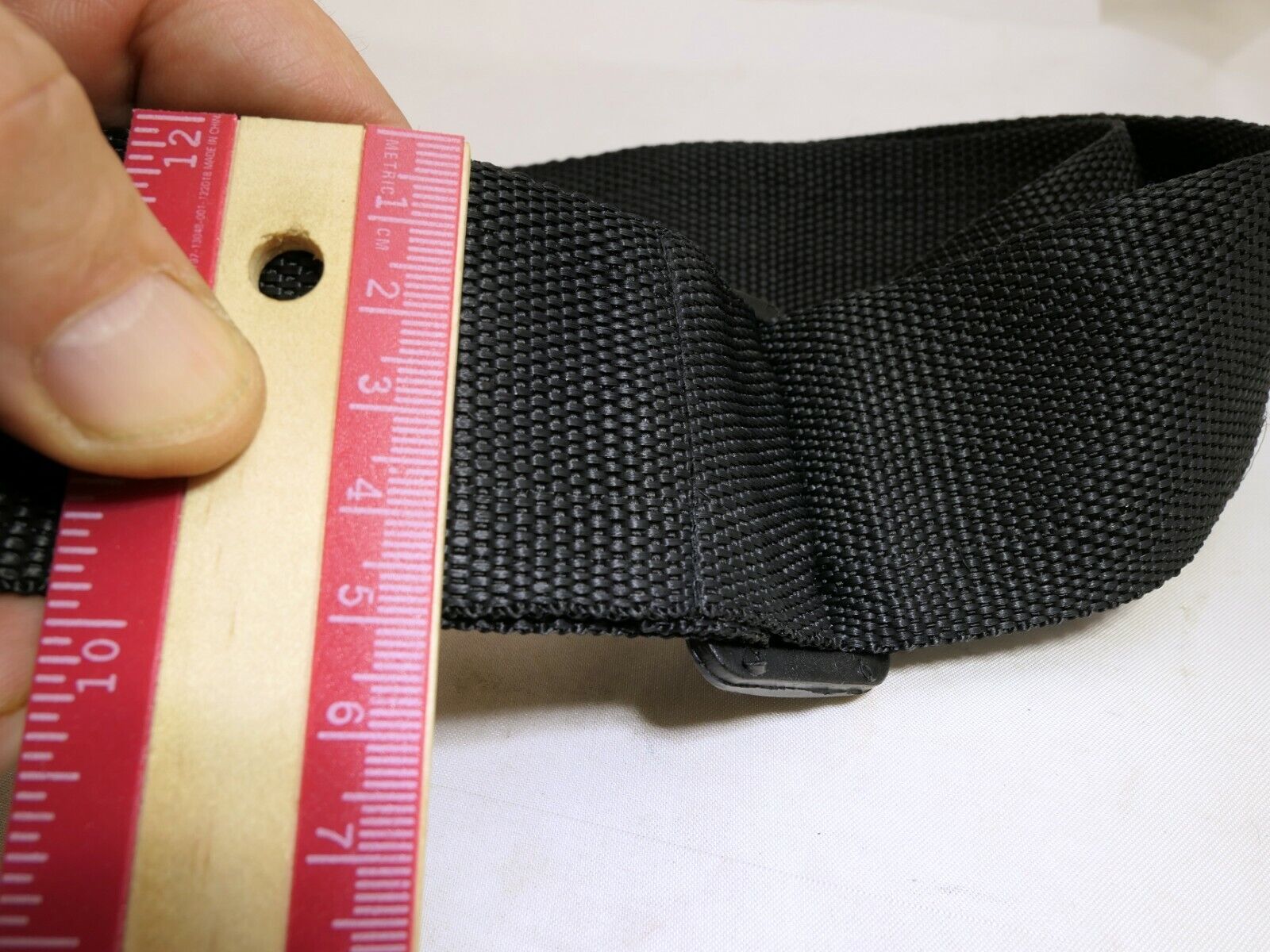 2"  wide 36" long Shoulder strap for guitar  missing buckles and clips