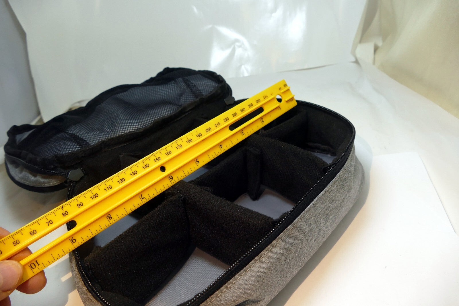 Promaster 7X9X3" camera Impulse Handy case for camera and accessories