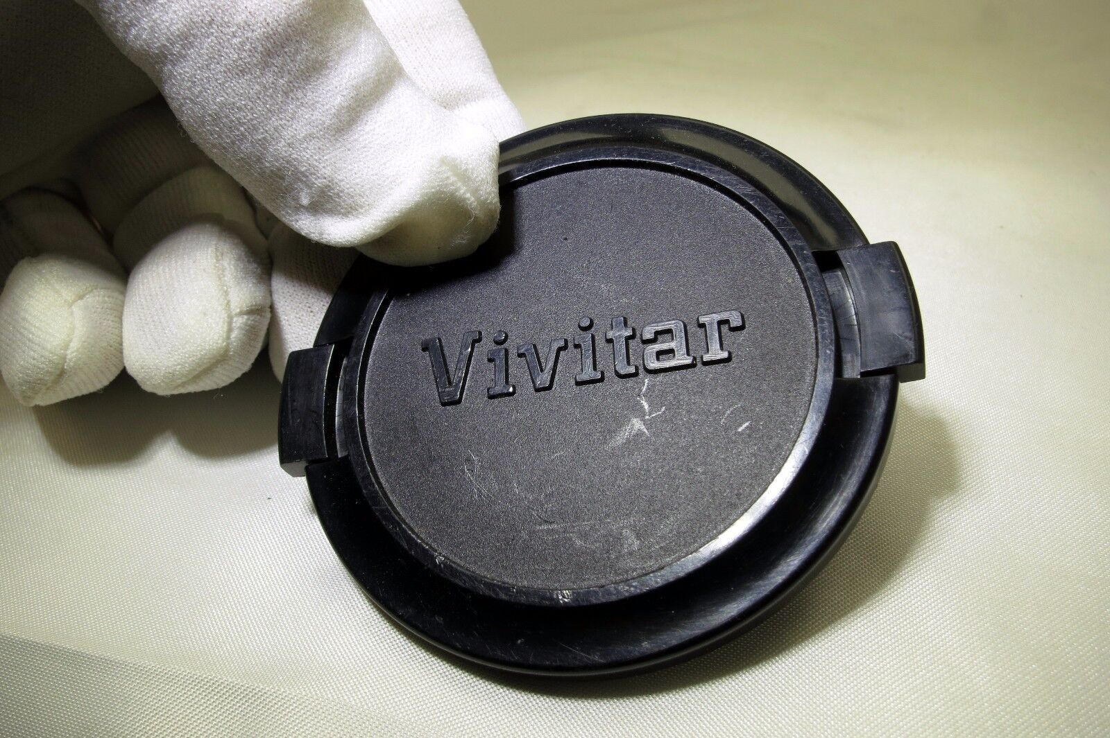 Vivitar 62mm front cap Snap on type plastic