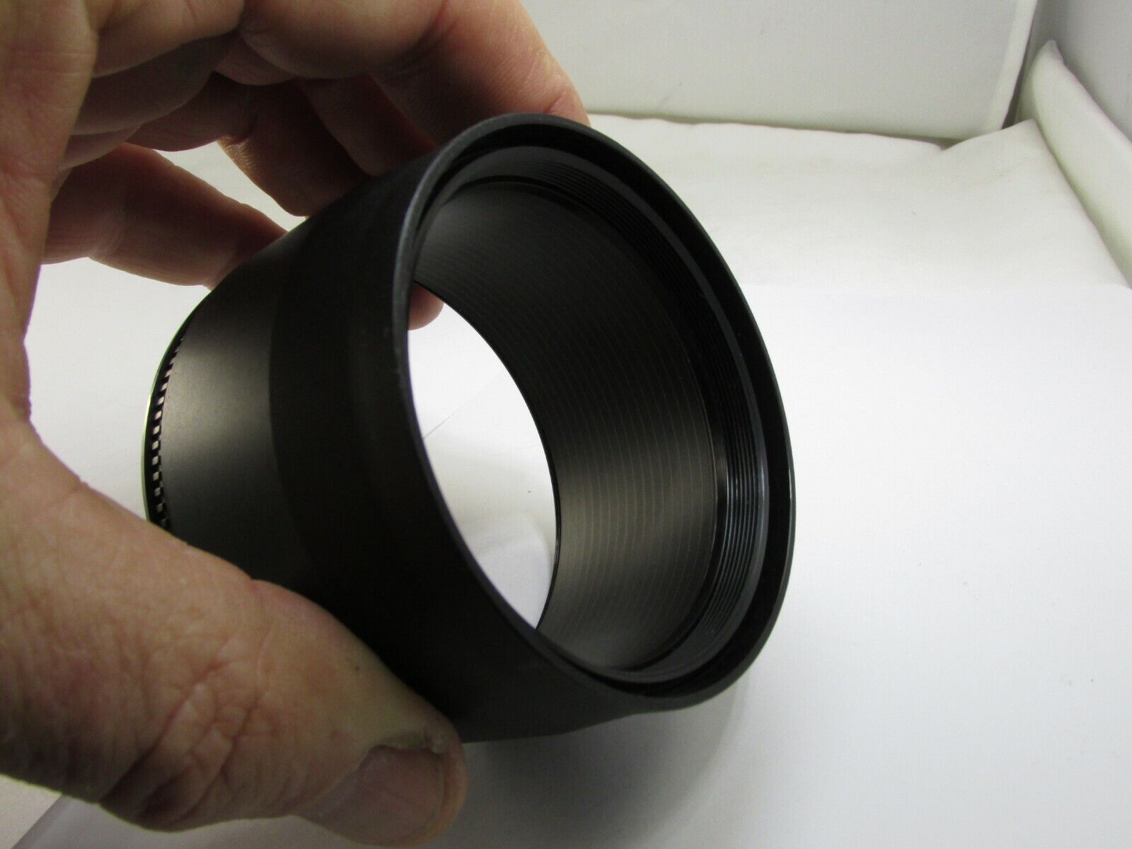 Lens Hood Shade adapter unknown brand Threaded rear 67mm ID  front 72mm ID