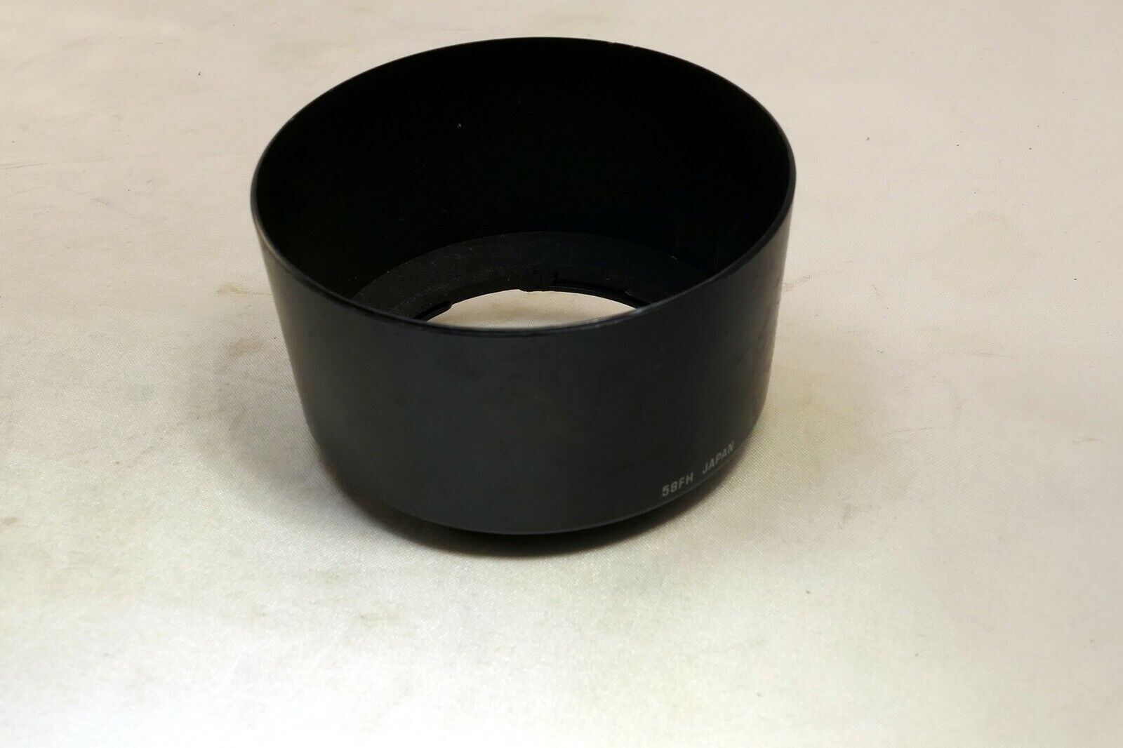 Tamron 58FH Lens Hood Shade for 70-210mm f/4.0-5.6 AF telephoto OEM
