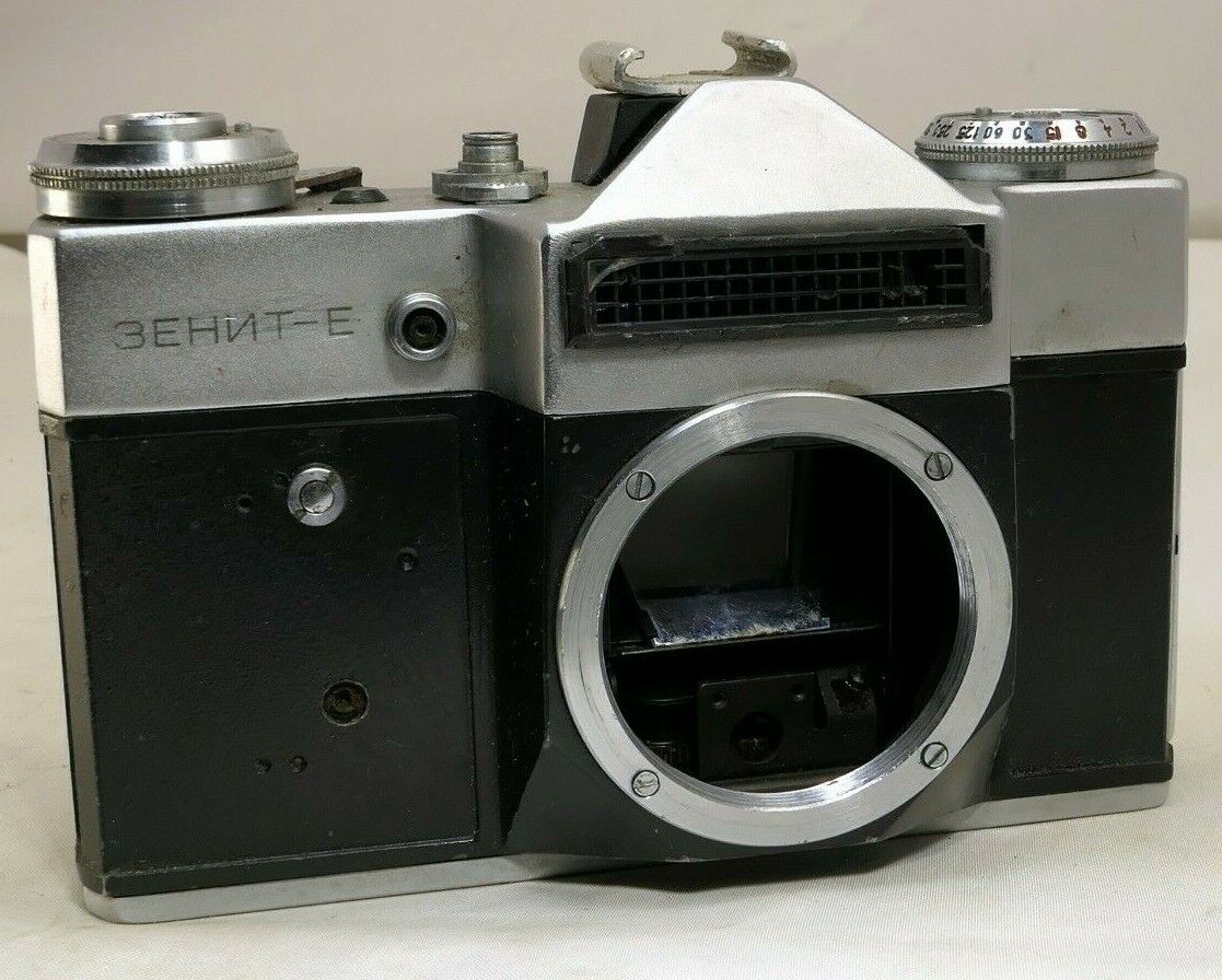 Zenit E camera body only 35mm SLR Film - PARTS AS IS - NOT WORKING