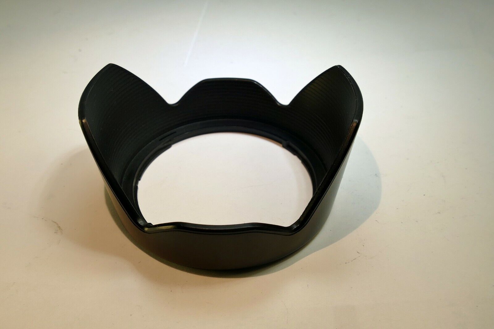 Tamron 1D3FH Lens Hood Shade for  28-105mm f4-5.6 AF zoom