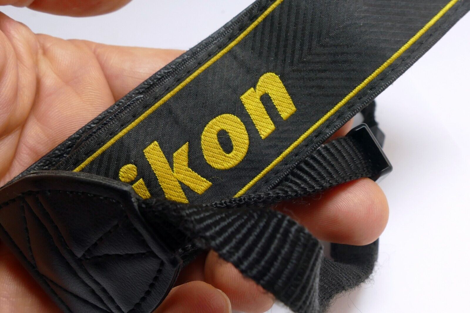 Nikon D-610 D 610 AN-DC10 AN DC 10 Shoulder neck Strap for D610 Digital
