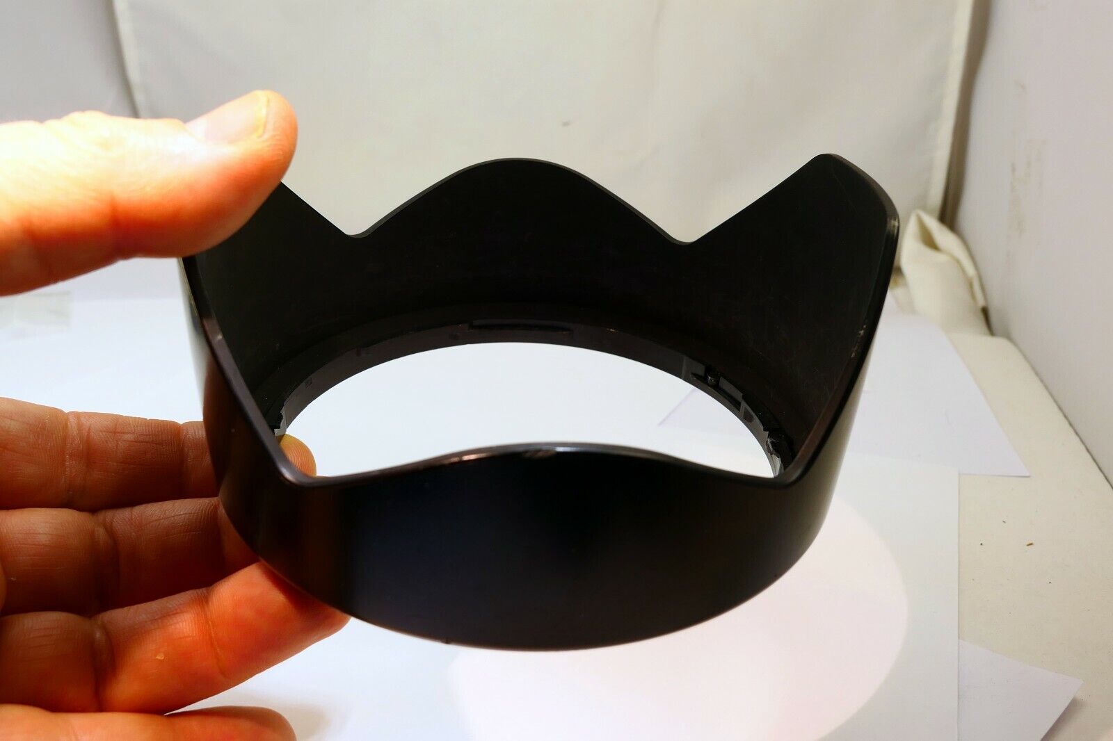 Pentax 104-105mm ID lens hood twist on type