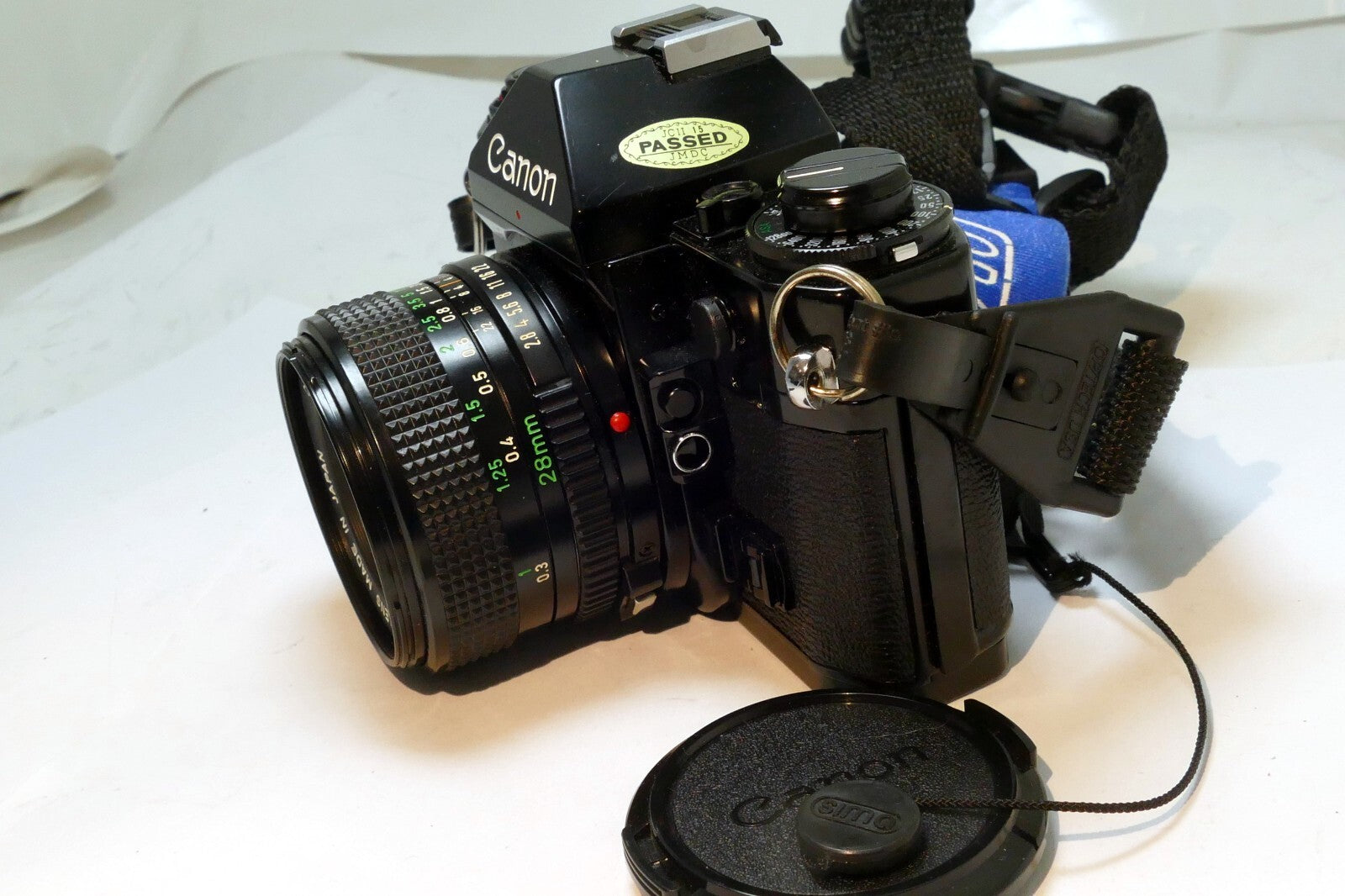 Canon A-1 35mm SLR Film Camera w/ new FD 28mm F2.8 Wide Lens outfit kit