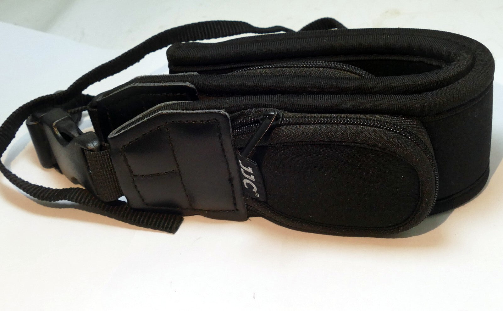 JJC Neoprene Camera Strap w/ quick release buckles 5.5cm wide  - sturdy