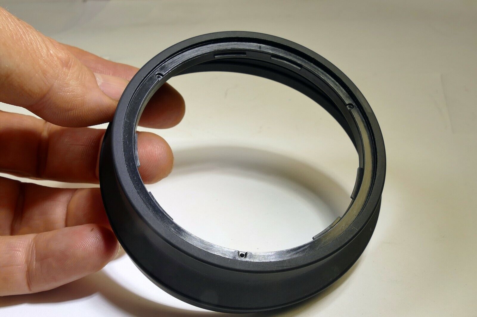 SIGMA twist on Rubber Hood shade for 28-200mm lens AF 72mm rim  f3.8-5.6