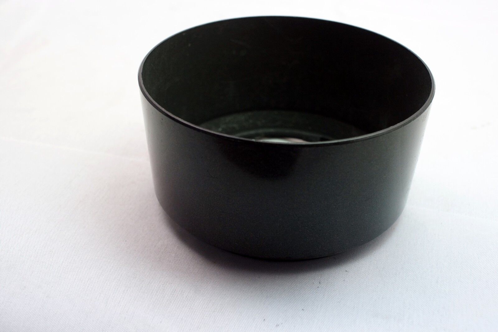 Promaster Lens hood twist on type (unknown model) 61mm ID