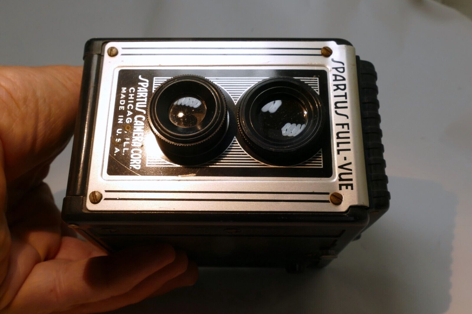 Spartus 120 TLR Camera Full-Vue made in USA vintage