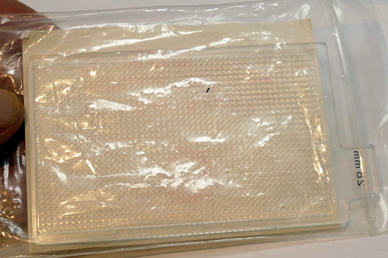 Vivitar 28mm Flash Wide Angle adapter for 285 diffuser