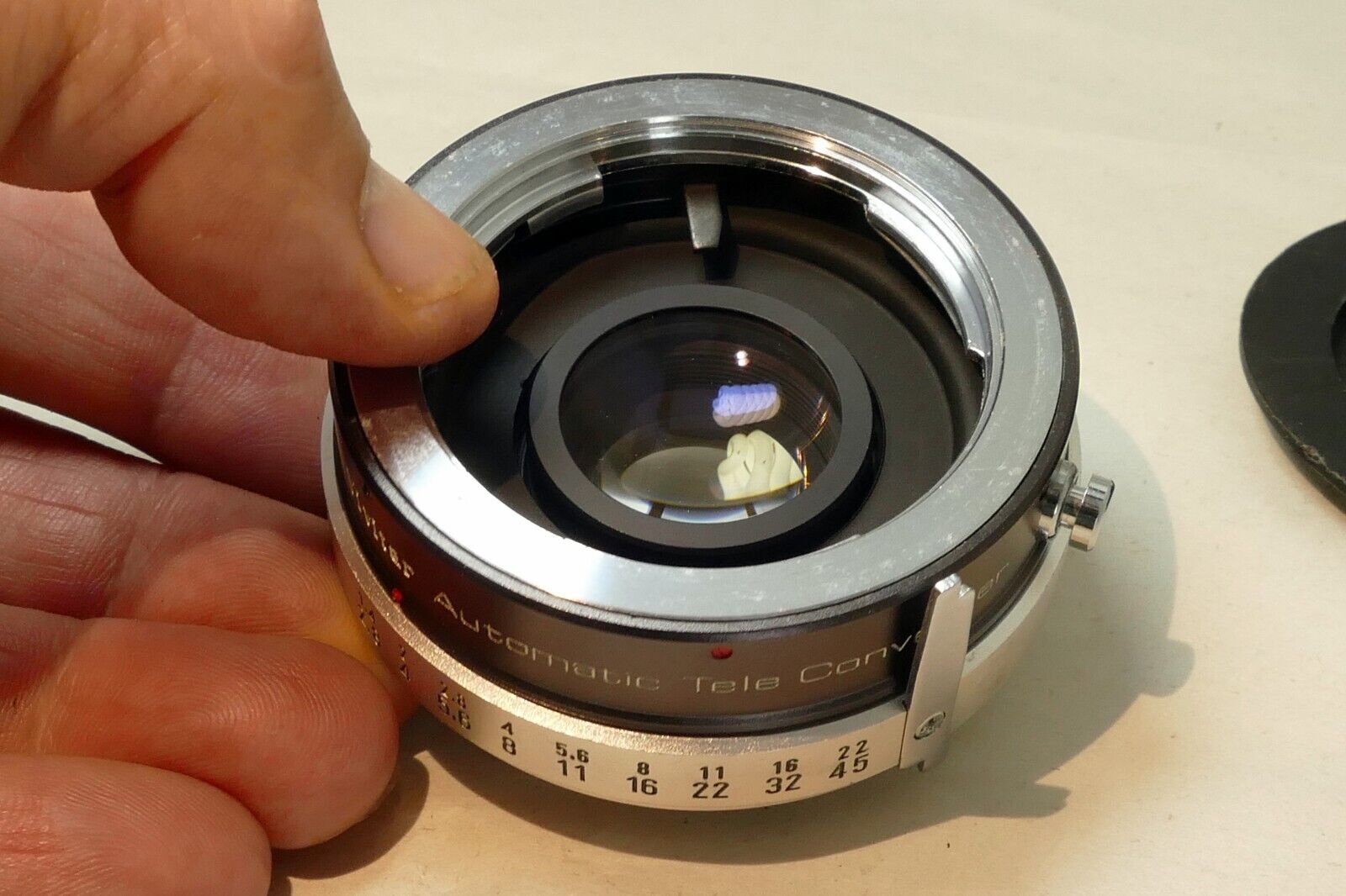 Vivitar 2X Automatic 2X-5 element Tele-Converter lens for Minolta MC