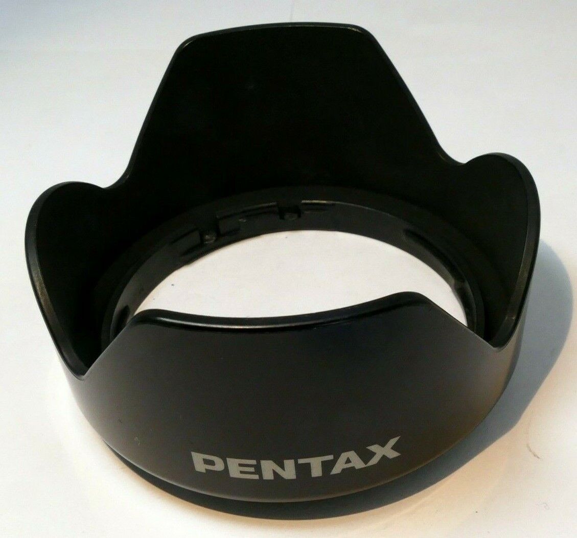 Pentax 67mm Lens Hood Shade 67mm twist on type