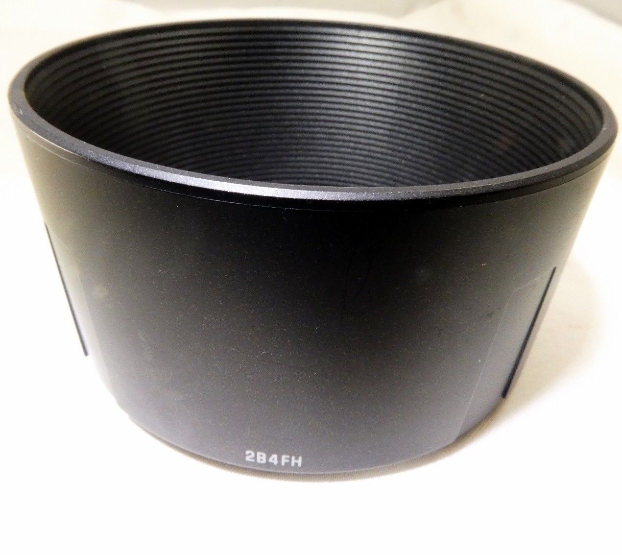 Tamron 2B4FH Lens Hood Shade AF 70-300mm F4-5.6 EOM