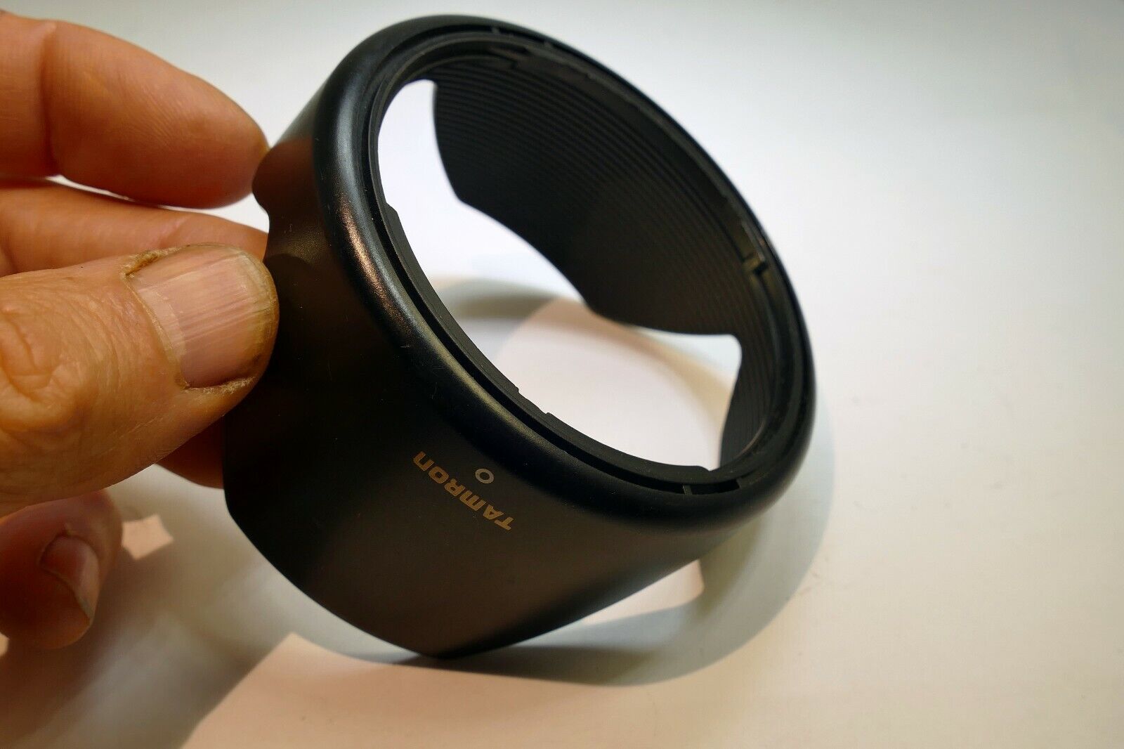 Tamron 1D3FH Lens Hood Shade for  28-105mm f4-5.6 AF zoom