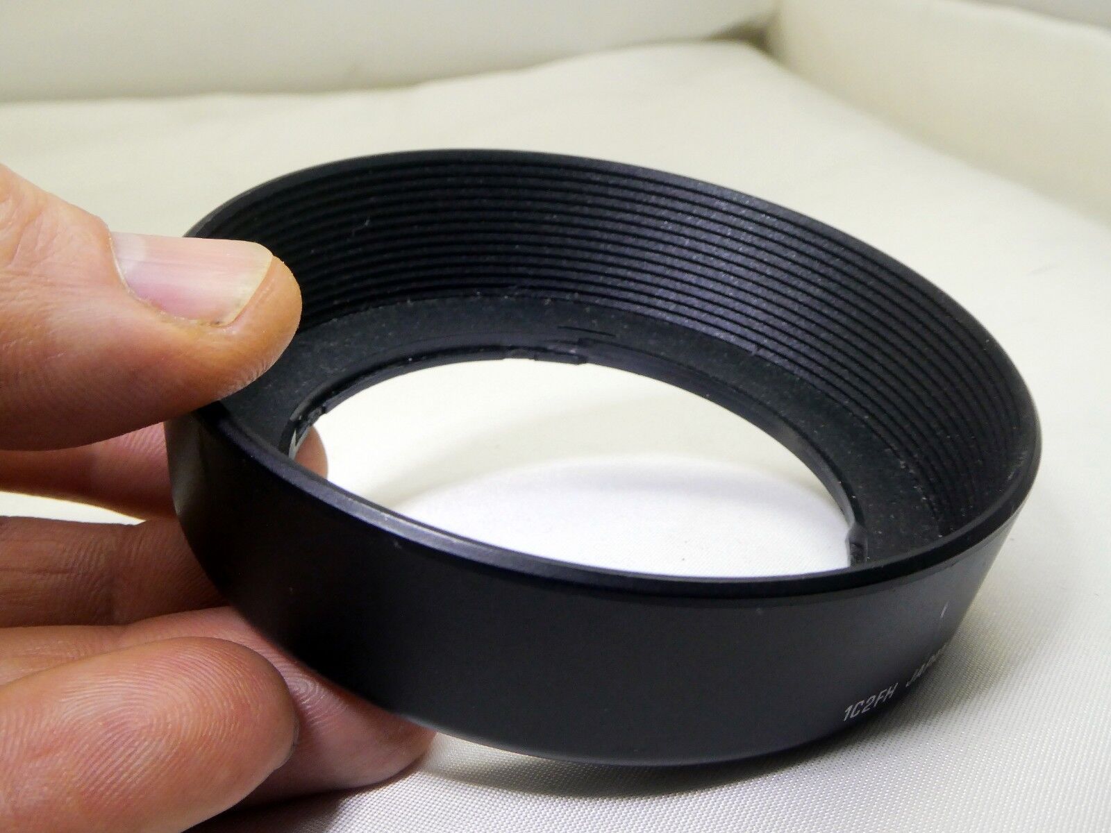Tamron lens hood  1C2FH for 177D 28-80mm f3.5-5.6 AF zoom  lens