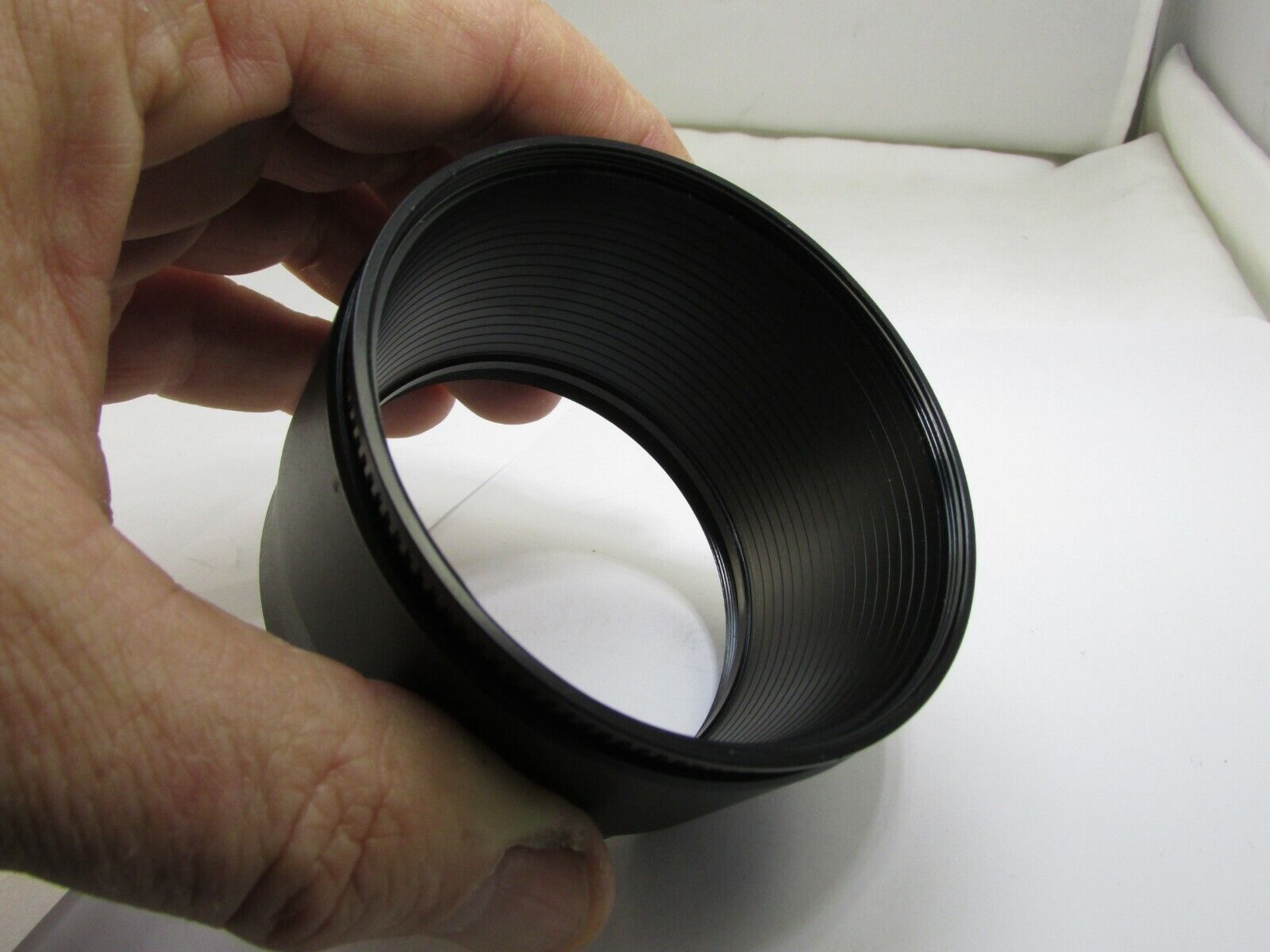 Lens Hood Shade adapter unknown brand Threaded rear 67mm ID  front 72mm ID