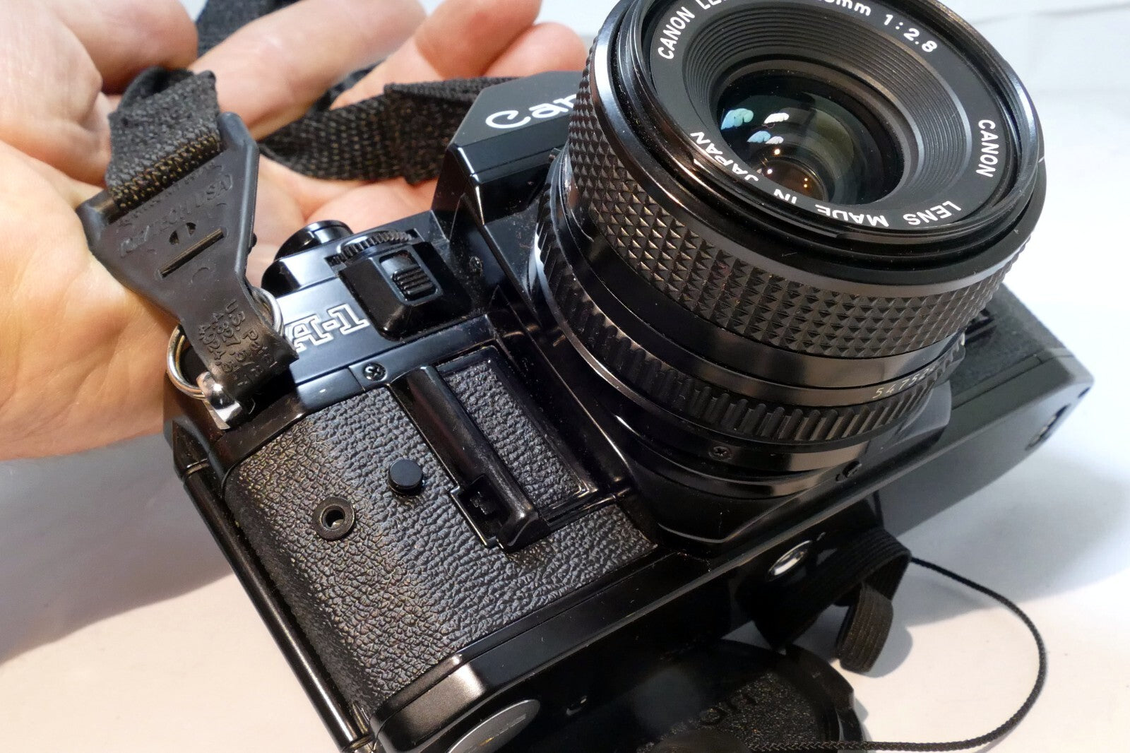 Canon A-1 35mm SLR Film Camera w/ new FD 28mm F2.8 Wide Lens outfit kit
