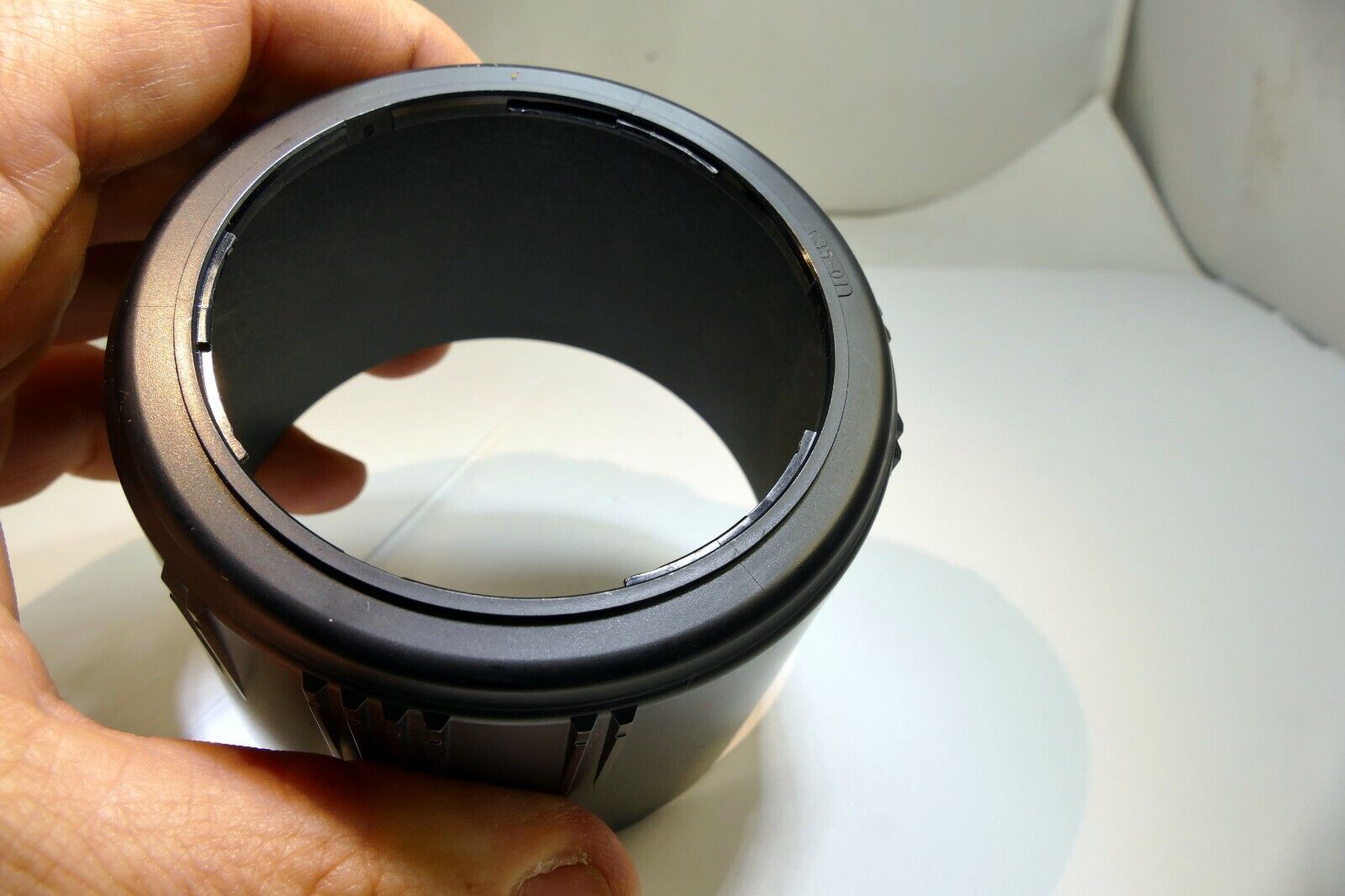 Sigma LH 635-01 Lens Hood Shade for 70-300mm f4-5.6 Macro AF APO