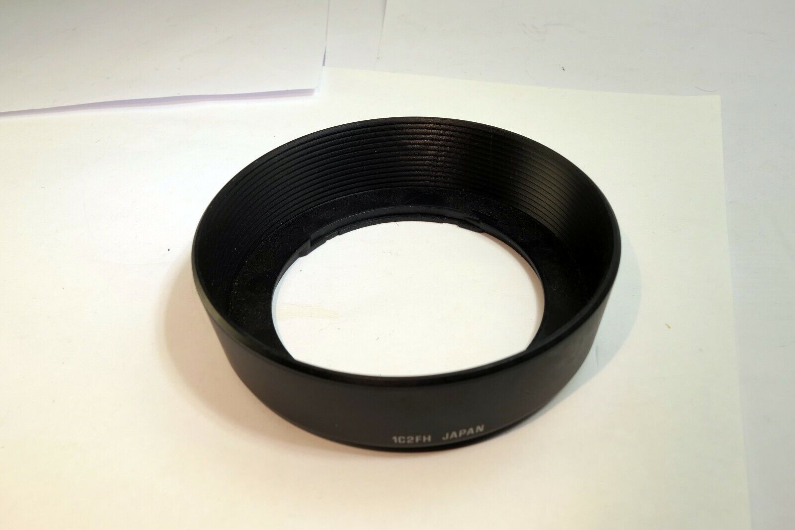 Tamron 1C2FH Lens Hood Shade for 28-80mm f3.5-5.6 AF zoom vintage original