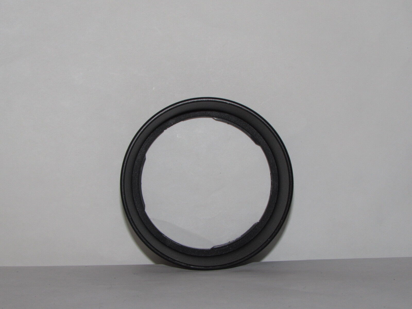 Used 61mm ID Lens Hood Unknown brand Twist on type