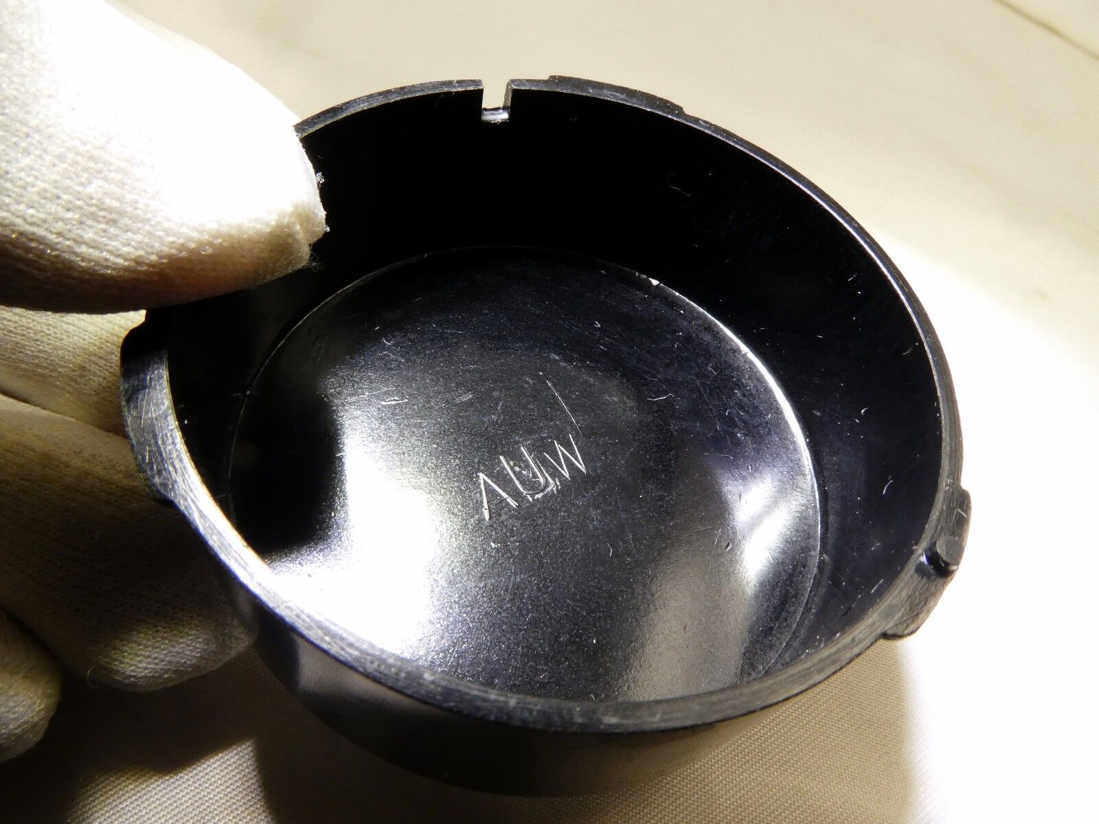 "AUW" Rear Lens Cap (unknown brand)