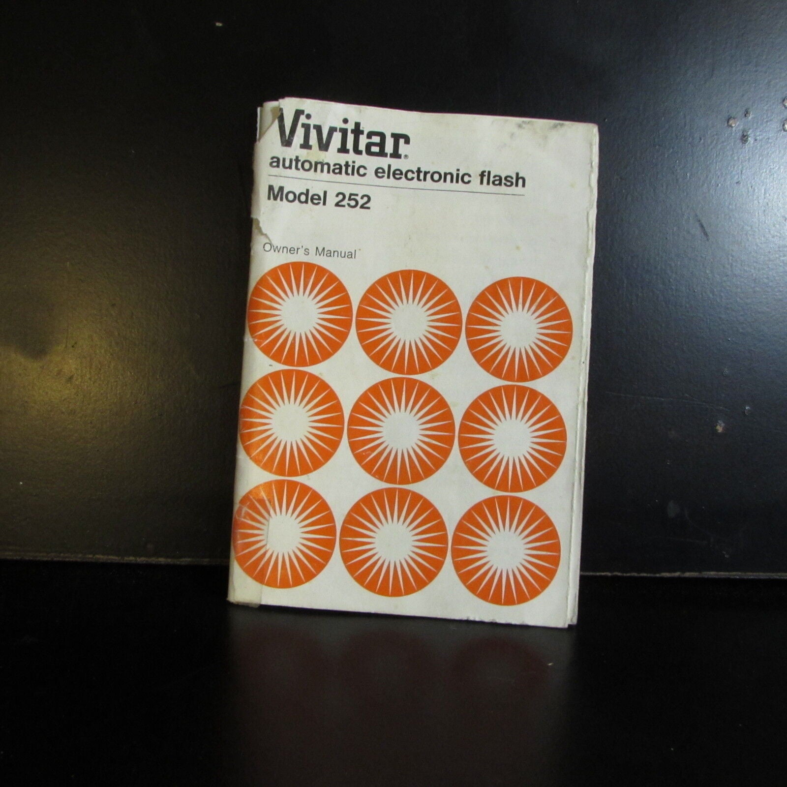 Used Vivitar Automatic Electronic Flash Model 252 Flash guide  Manual O401425