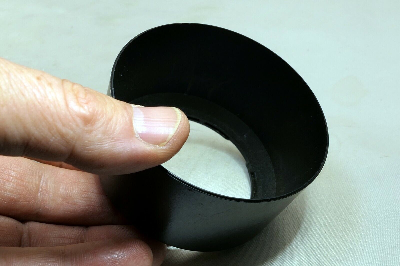 Tamron 58FH Lens Hood Shade for 70-210mm f/4.0-5.6 AF telephoto OEM
