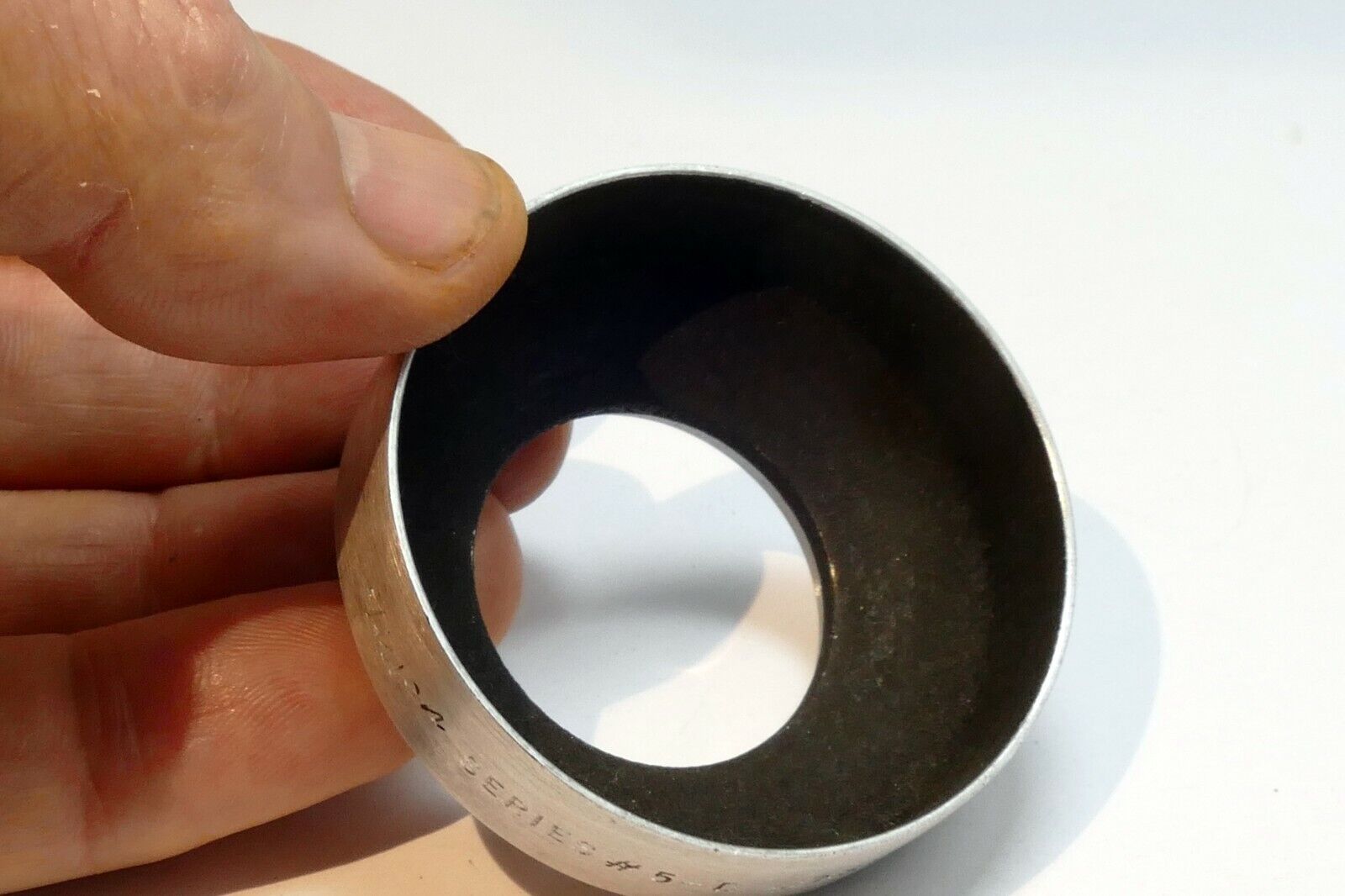 Tiffen D Lens Hood Shade series 5 V screw in type metal 33.3mm